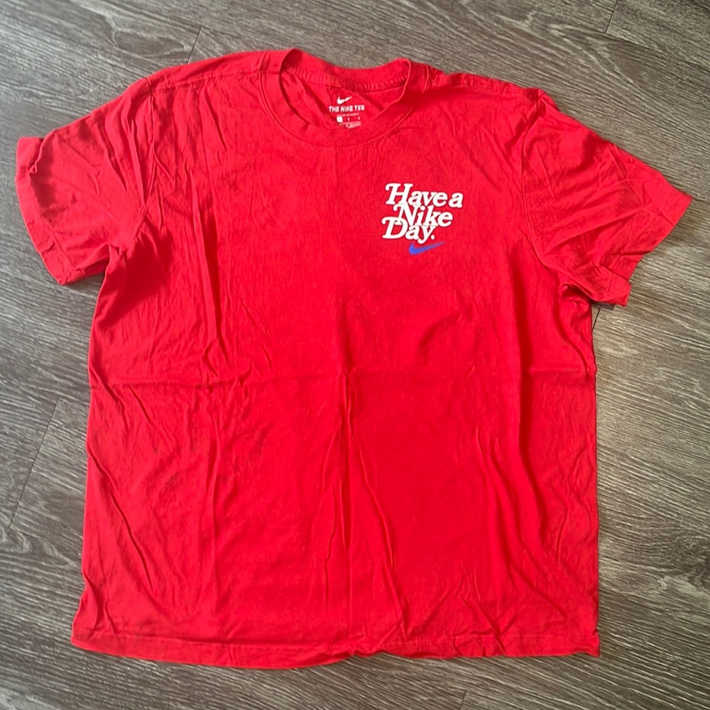 Nike tshirt